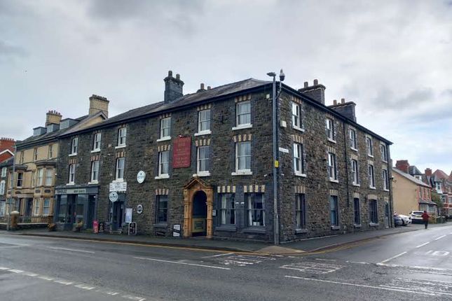 Thumbnail Hotel/guest house for sale in Temple Street, Llandrindod Wells