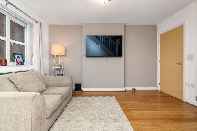 19 Lowther Crescent, St. Helens photo 4