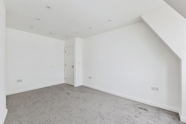 54C,, Victoria Street, Devon photo 4