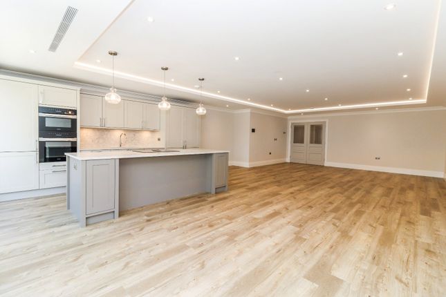4, Hamilton Place, 70, Gregories Road, Beaconsfield photo 2