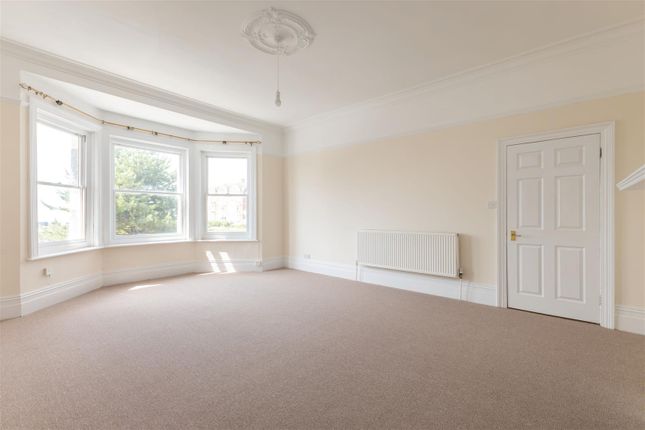 Upper Maisonette, 18, Grosvenor Crescent, St. Leonards-On-Sea photo 2