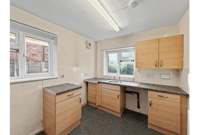 45, Hulme Road, Sale photo 4