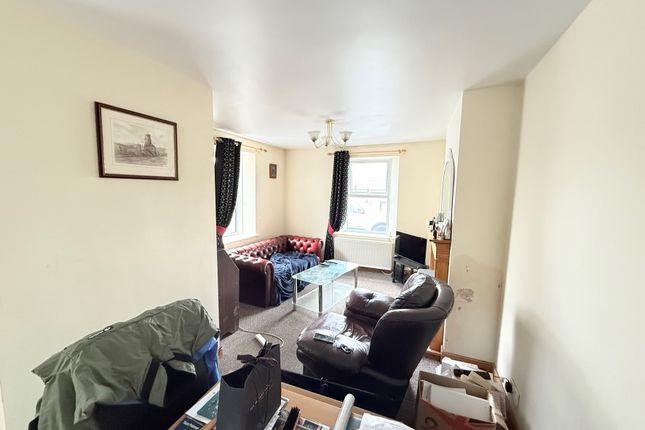 1 Ladypit Terrace, Whitehaven photo 3