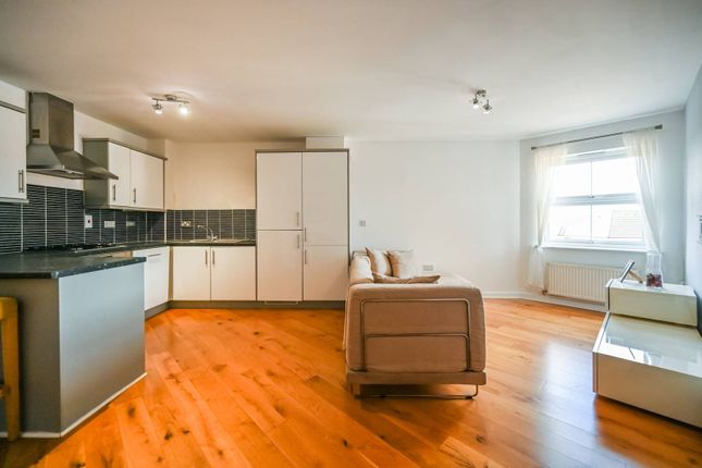 Thumbnail Flat for sale in Gilson Place N10, Muswell Hill, London,