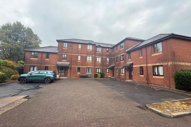 12 Castle Quay, Neath photo 2