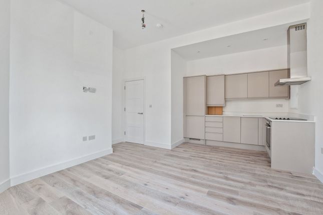 Thumbnail Flat for sale in Sheldon Road, London