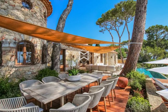 Detached house for sale in Antibes, Cap D'antibes, 06160, France