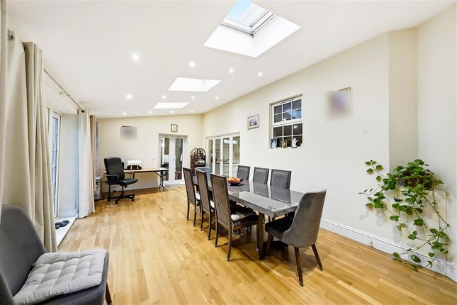 25, Sandringham Drive, Bexley Park photo 3