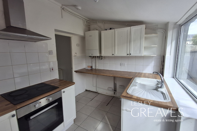 62, Priestsic Road, Nottingham photo 3