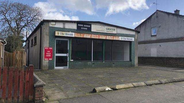 Retail premises to let in Paris Avenue, Denny