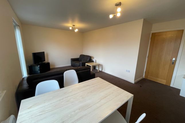92, St. Christophers Court, Swansea photo 4