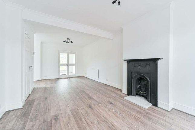 17, Warland Road, London photo 3