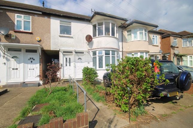 2-bed maisonette on 20a, Stanley Avenue, Greenford, £295,000