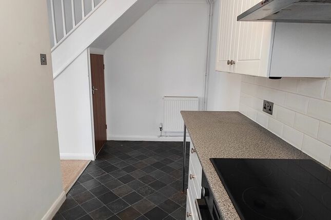 28, Jasmine Road, Kettering photo 4
