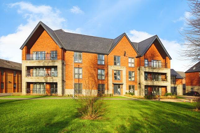 Thumbnail Flat for sale in Tanner Close, Frenchay, Bristol