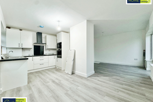 11 Blenheim Road, Leicester photo 2