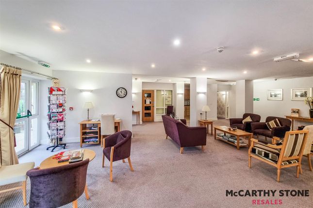 Flat for sale in Martello Court, Jevington Gardens, Eastboure