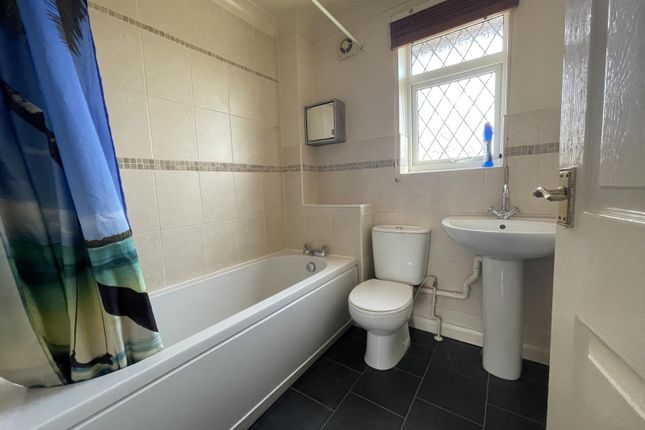 Town house to rent in Mablowe Field, Leicester, Leicesterhire