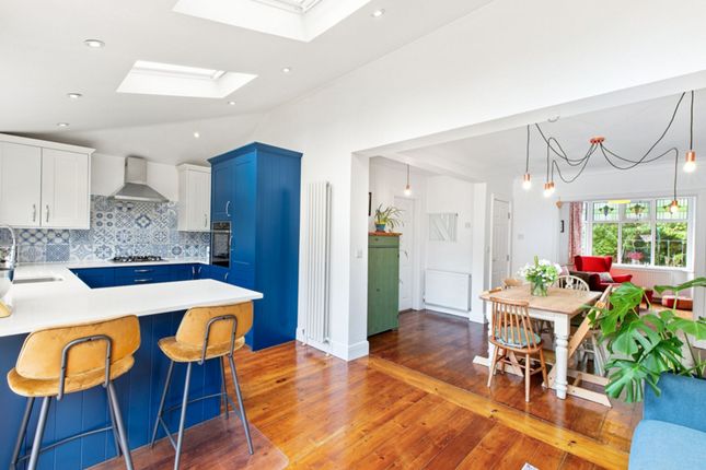 13 Lidgett Park Grove, Leeds photo 4