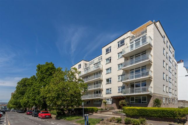 Flat 22 Tavistock-1.Jpg