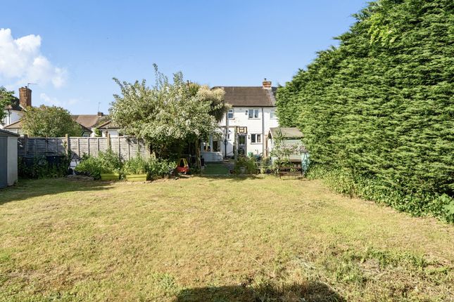 79, Priory Close, Denham photo 4