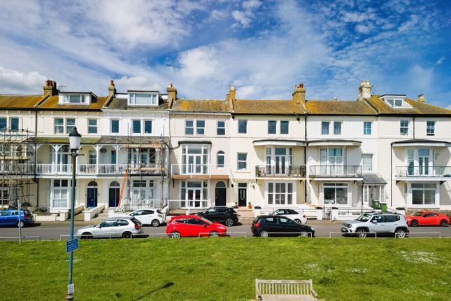 Thumbnail Flat for sale in Marine Parade, Hythe