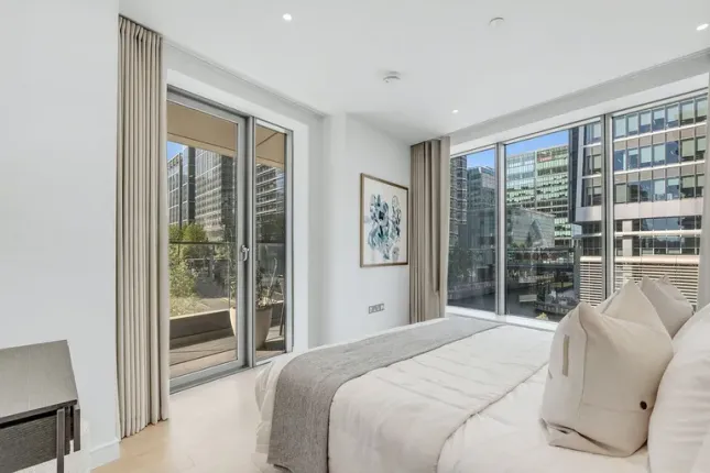 8 Water Street, Vertus, London photo 2