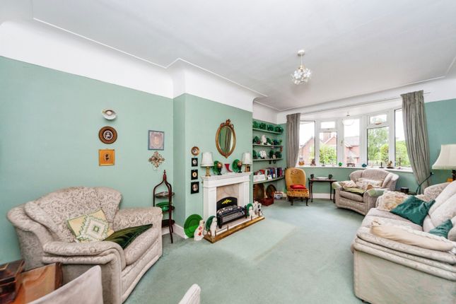Thumbnail Maisonette for sale in Whitchurch Road, Great Boughton, Chester, Cheshire