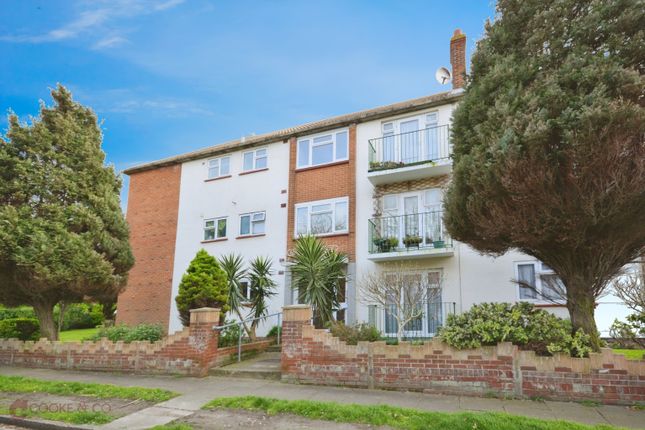 Flat for sale in Rutland House, Cliftonville, Kent