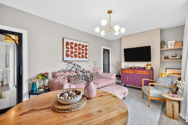 11, Auldgirth Road, Glasgow photo 4
