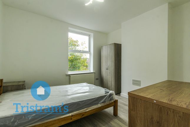 Terraced house to rent in Target Street, Nottingham
