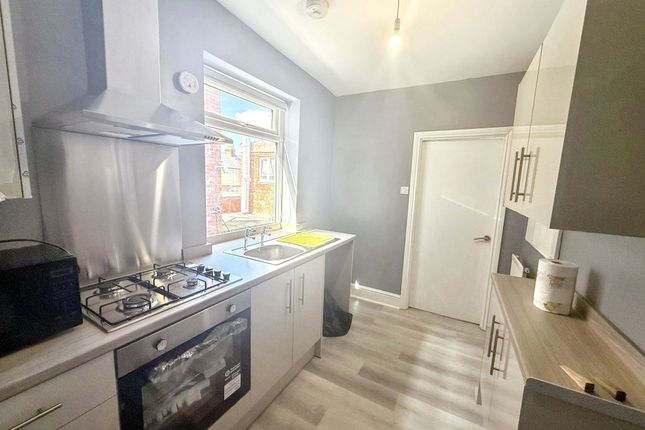 Thumbnail Maisonette to rent in West Road, Newcastle Upon Tyne
