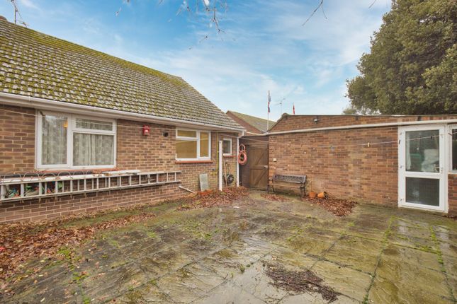 12, Rhodes Gardens, Broadstairs photo 4