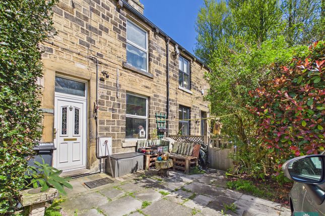 2-bed house on 3, Hill View, Delph, £225,000