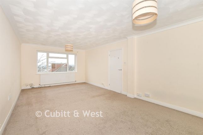 7, Sycamore Close, Brighton photo 3