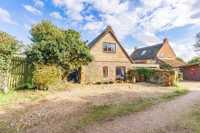 Thumbnail Barn conversion for sale in Whimpwell Street, Happisburgh, Norwich