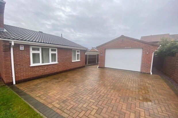 Bungalow to rent in Denholme Road, Nottingham