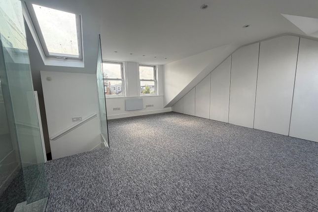 Flat 3, 62, Northcote Road, Twickenham photo 3