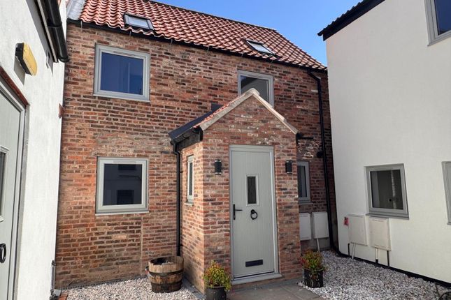 2-bed house on 2, Chapel Mews, Market Weighton, £199,000