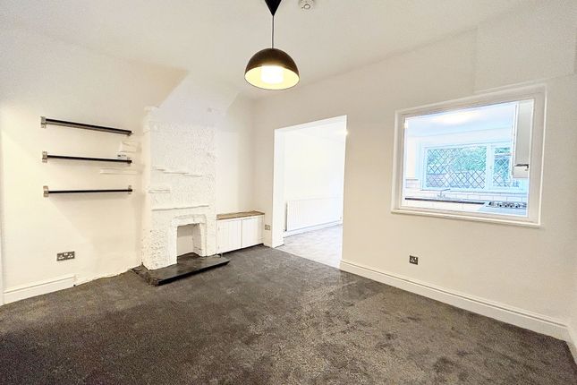 60 Newearth Road, Manchester photo 4