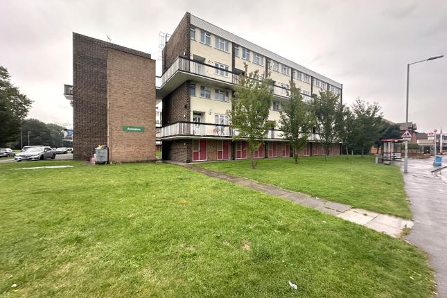 Thumbnail Flat for sale in Sheephouse Way, New Malden