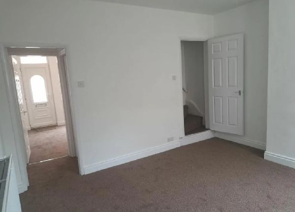99, Park Road, Netherton photo 4