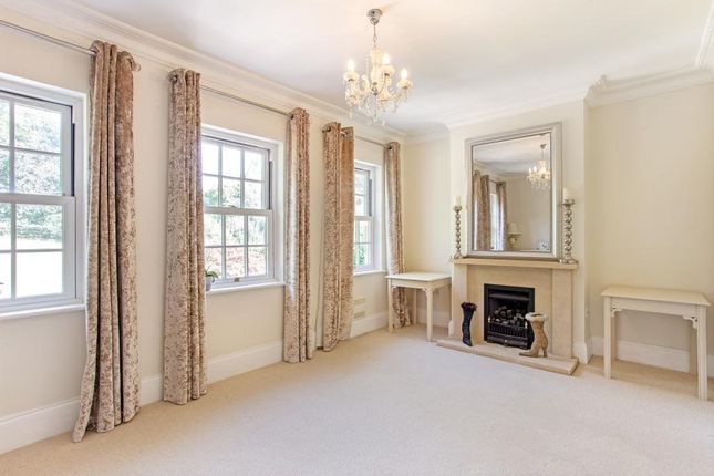 Country house for sale in School Lane, Seer Green, Beaconsfield
