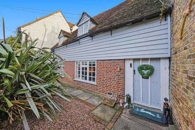 2-bed house on 5, Borstal Hill, Whitstable, £1,200/mo