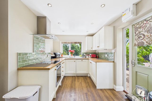 2, Llanwirthy, Ross-On-Wye photo 4