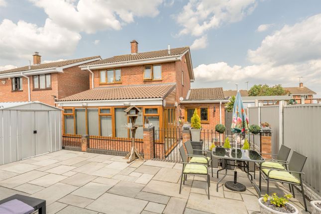 Detached house for sale in Broomehill Close, Brierley Hill