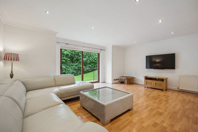 171, Henderland Road, Glasgow photo 3