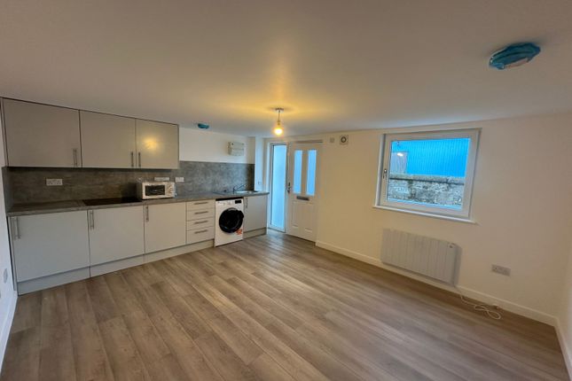 Flat 10, 47 York Place Perth PH2 8EH photo 3