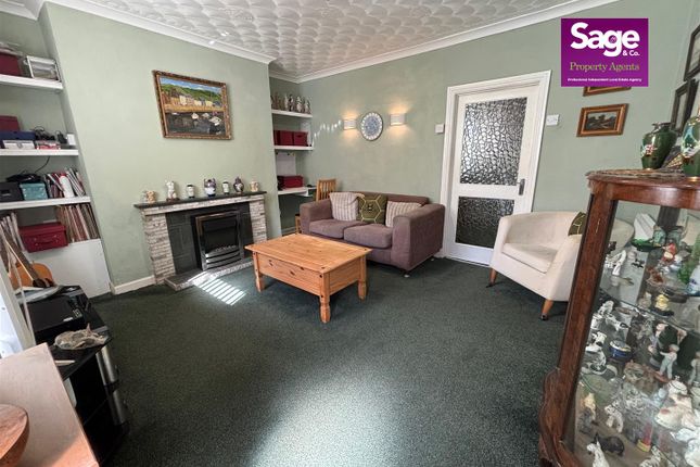 57, Cwmynyscoy Road, Pontypool photo 4