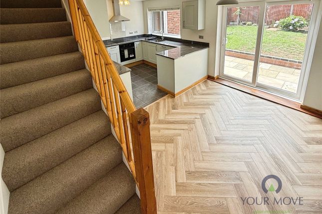 6, Arden Close, Staffordshire photo 2